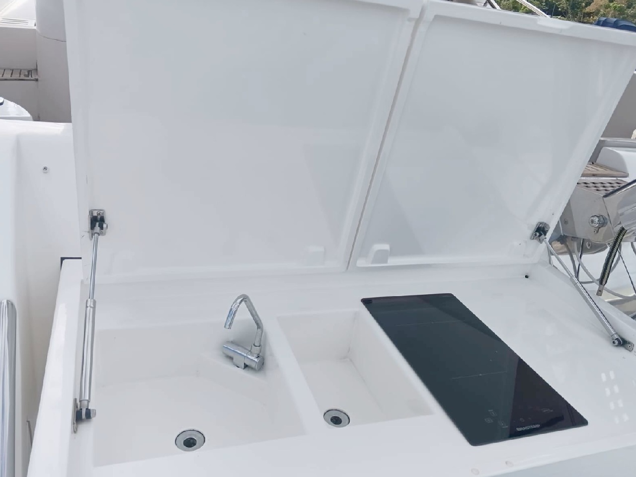 Intermarine 520 Full 2006 www.mareconsult.com.br (11)