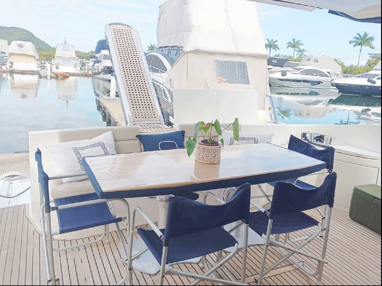 Intermarine 520 Full 2006 www.mareconsult.com.br (15)