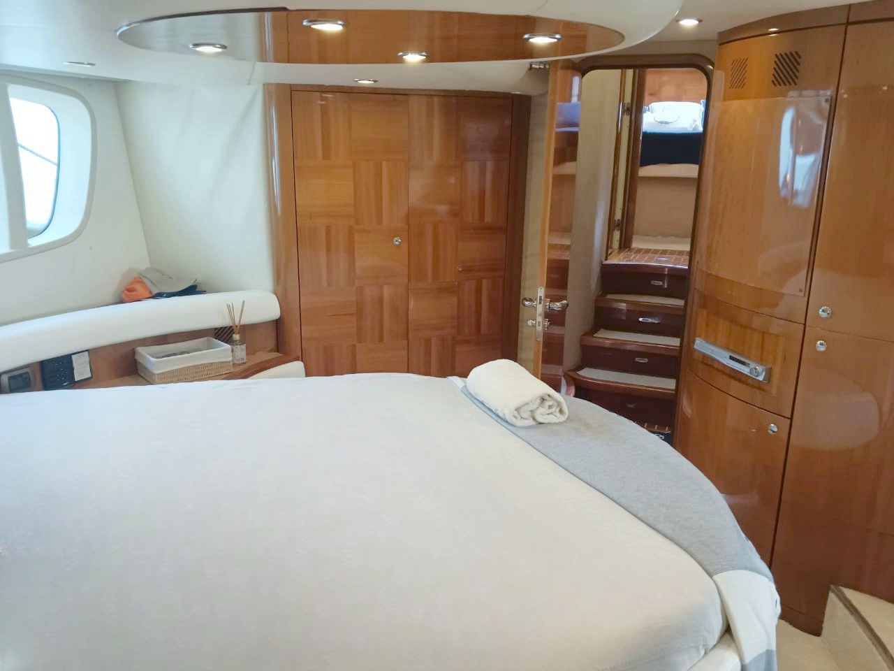 Intermarine 520 Full 2006 www.mareconsult.com.br (28)