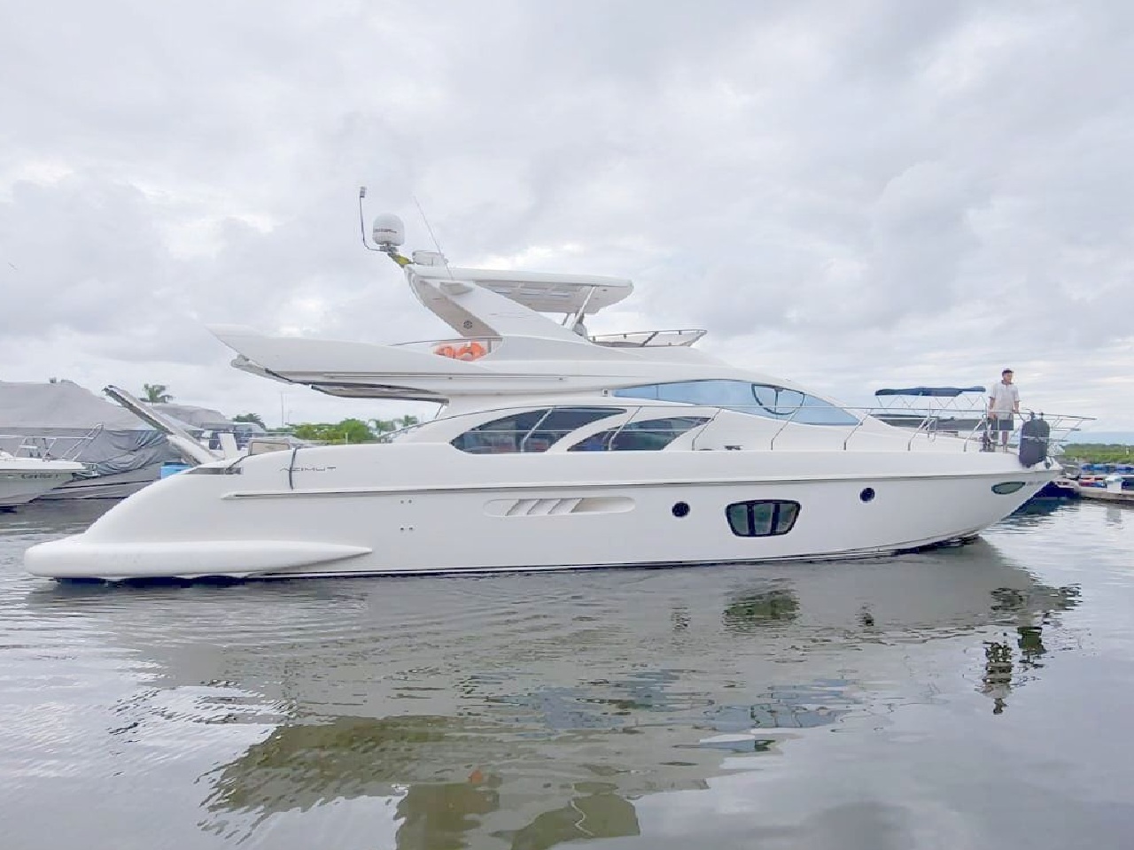 Intermarine 520 Full 2006 www.mareconsult.com.br (4)