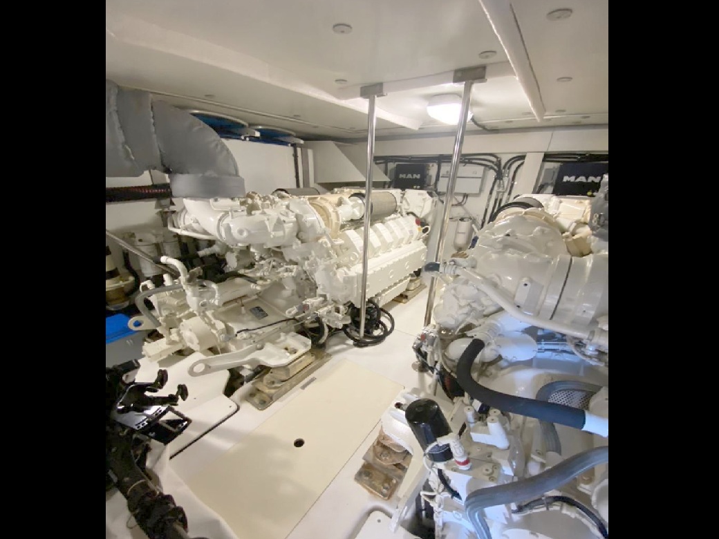 Azimut 70 2017 www.mareconsult.com.br (27)