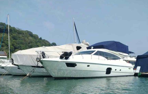 FERRETTI 620 2013