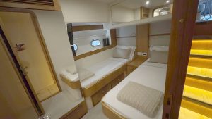 Ferretti 620 2013 www.mareconsult.com.br (37)