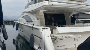 Ferretti 700 2005 www.mareconsult.com.br (1)
