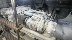 Ferretti 700 2005 www.mareconsult.com.br (22)
