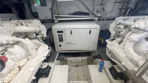 Ferretti 700 2005 www.mareconsult.com.br (24)