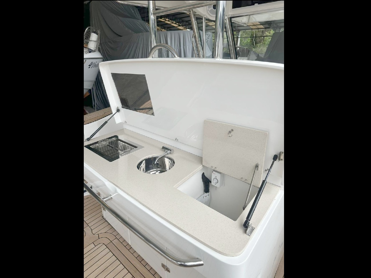 Fishing 410 Solarium 2023 www.mareconsult.com.br (17)