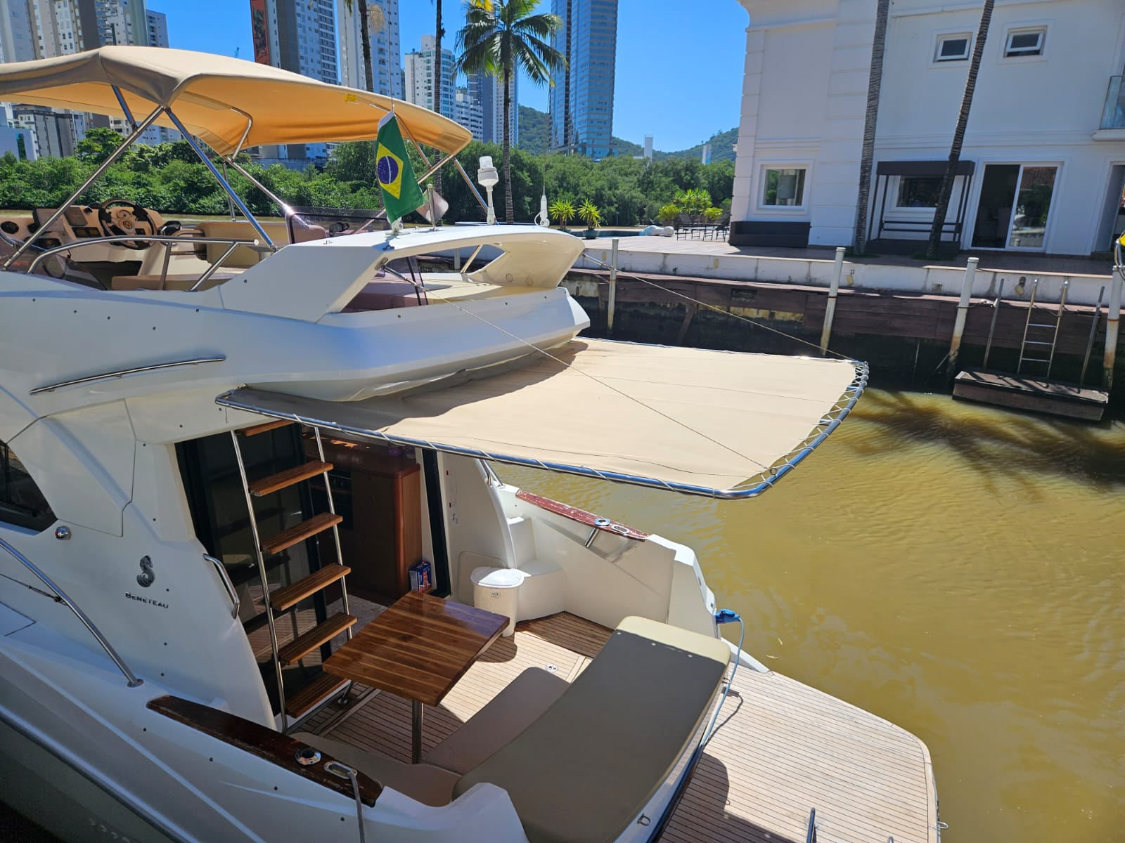 Beneteau Antares 30 2011 www.mareconsult.com.br (1)