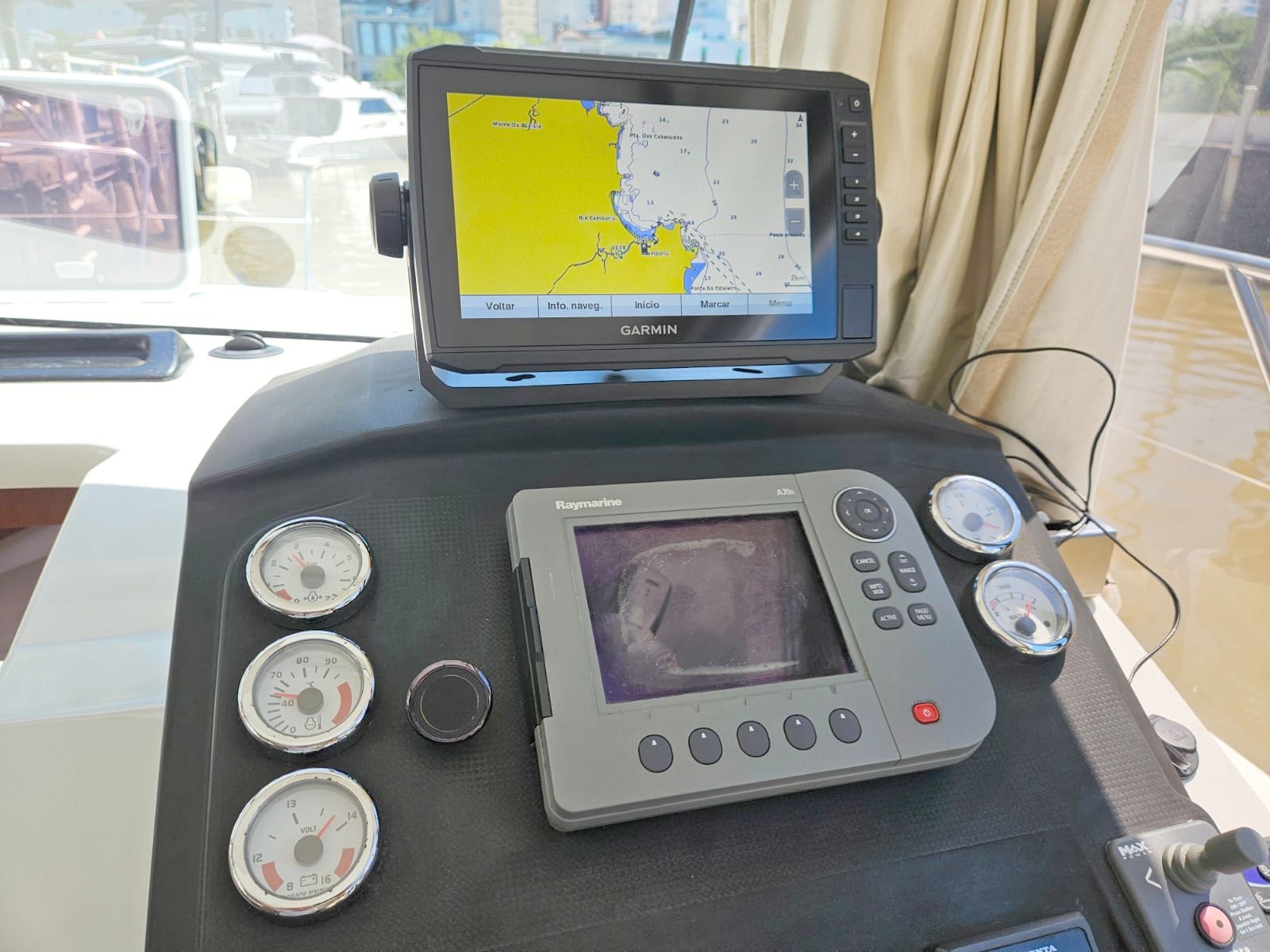 Beneteau Antares 30 2011 www.mareconsult.com.br (19)a