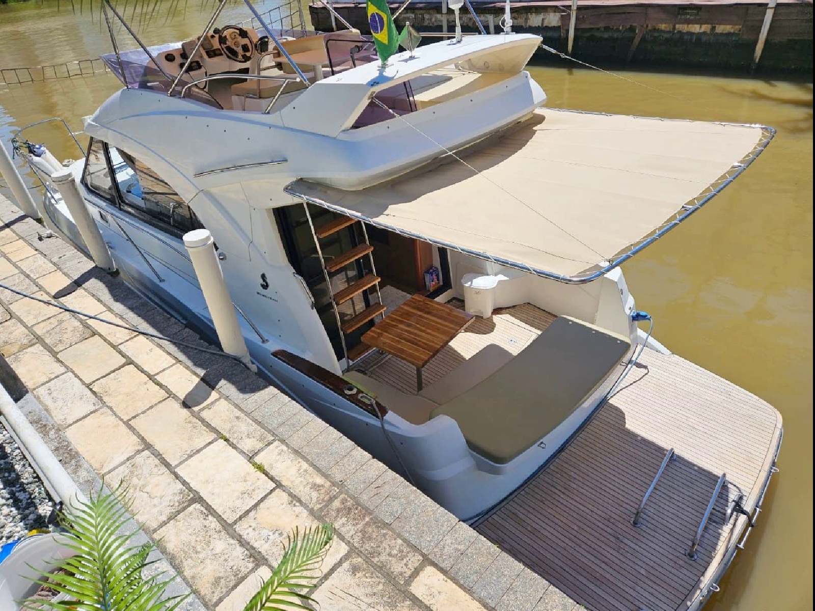 Beneteau Antares 30 2011 www.mareconsult.com.br (2)