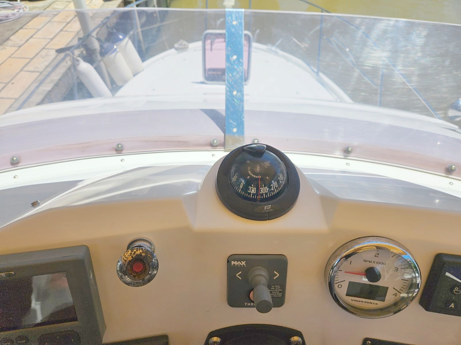 Beneteau Antares 30 2011 www.mareconsult.com.br (6)a