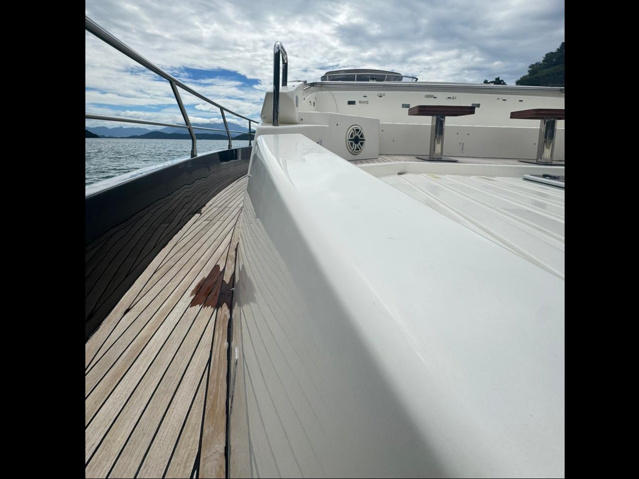 Azimut 100 F Grande www.mareconsult.com (5)