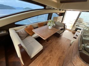 Azimut 53 2011 www.mareconsult.com.br (11)