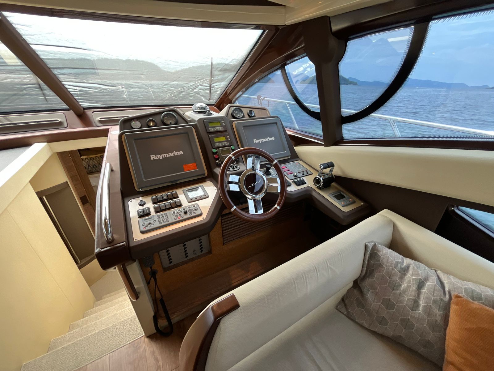 Azimut 53 2011 www.mareconsult.com.br (14)