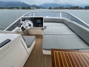 Azimut 53 2011 www.mareconsult.com.br (4)