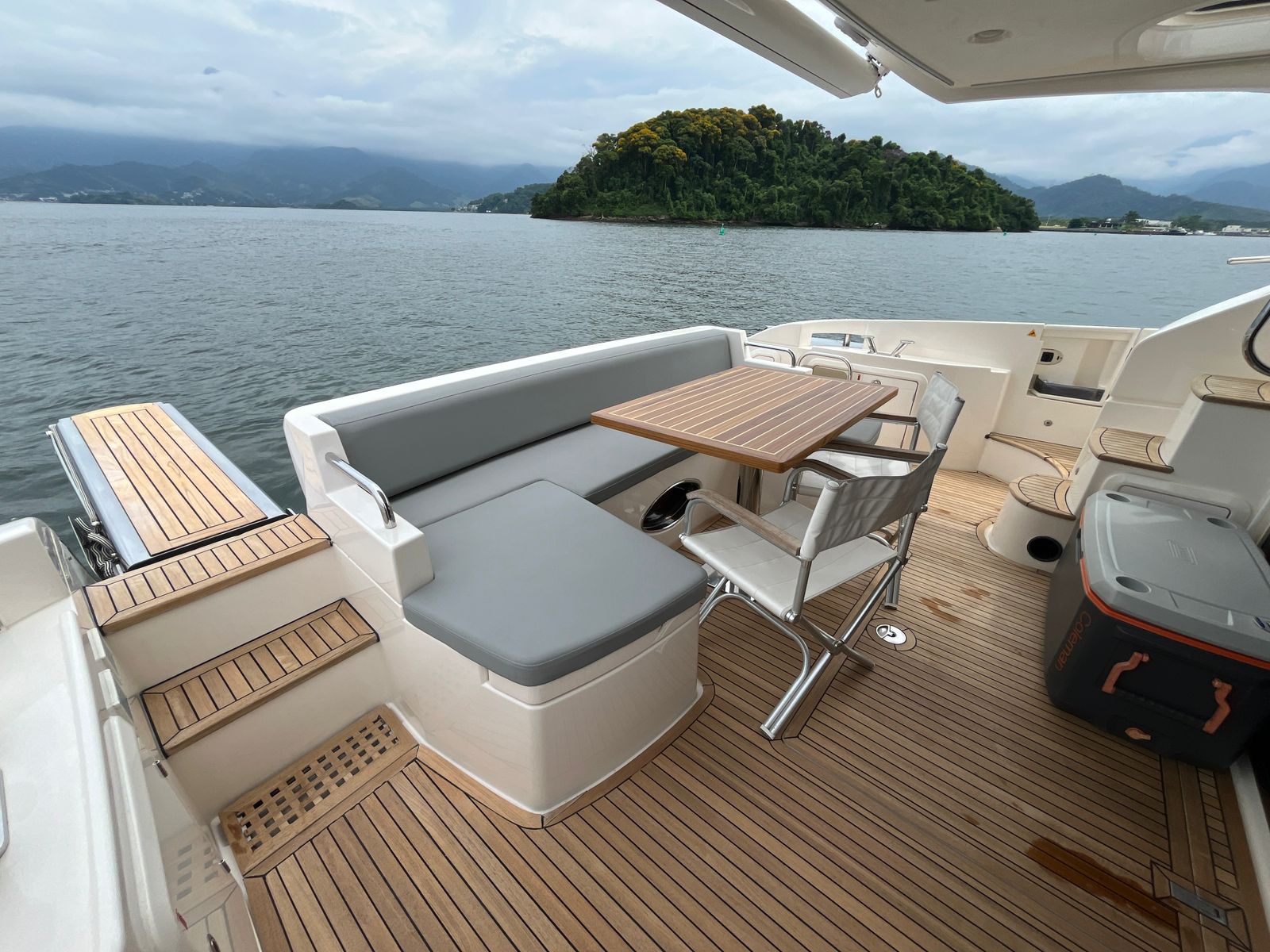 Azimut 53 2011 www.mareconsult.com.br (8)