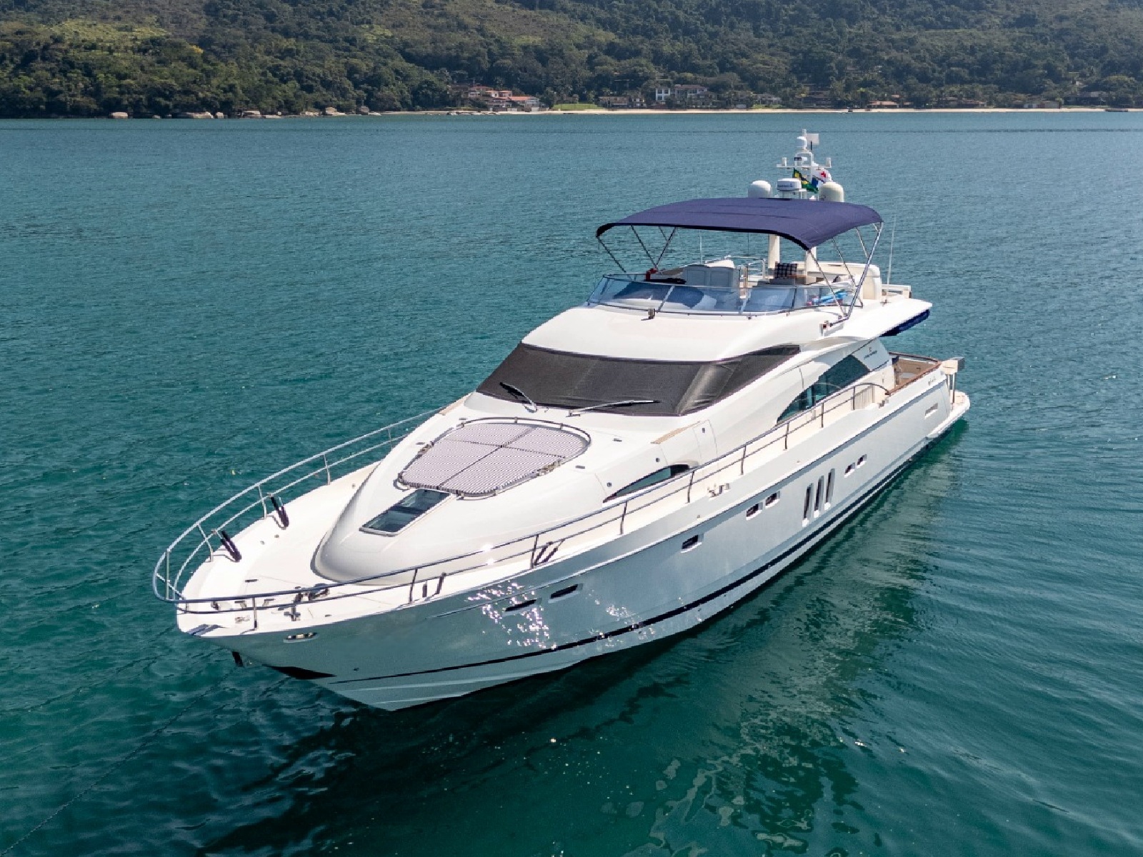 Fairline Squadron 70 2009 www.mareonsult.com.br (3)