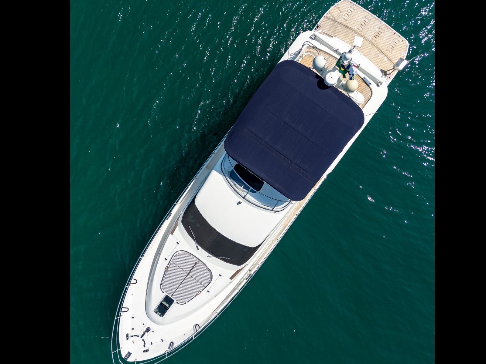 Fairline Squadron 70 2009 www.mareonsult.com.br (4)