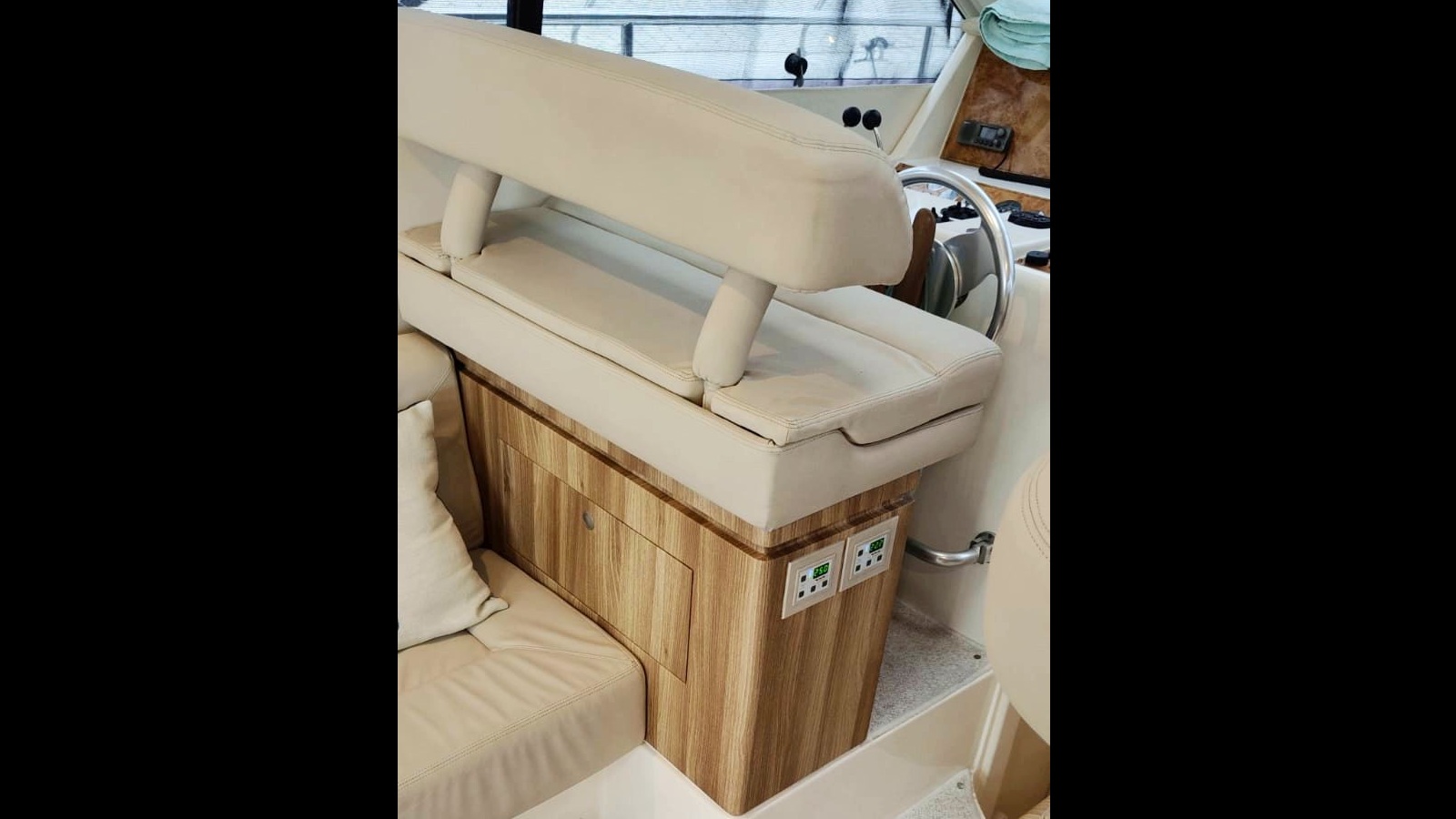 Ferretti 43 2005 www.mareconsult.com.br (20)
