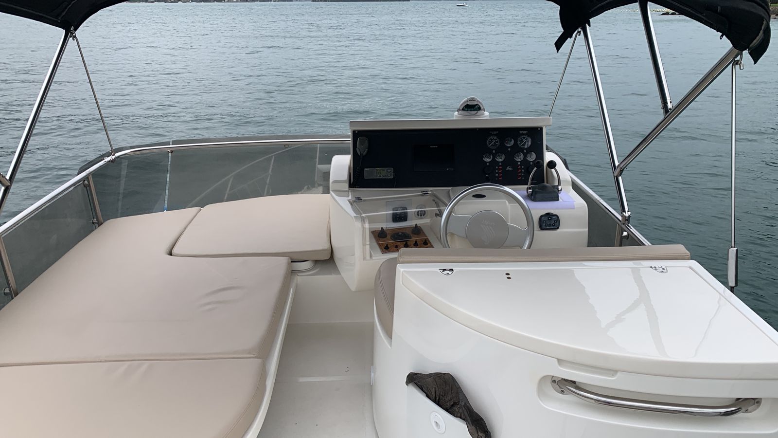 Ferretti 43 2005 www.mareconsult.com.br (3)