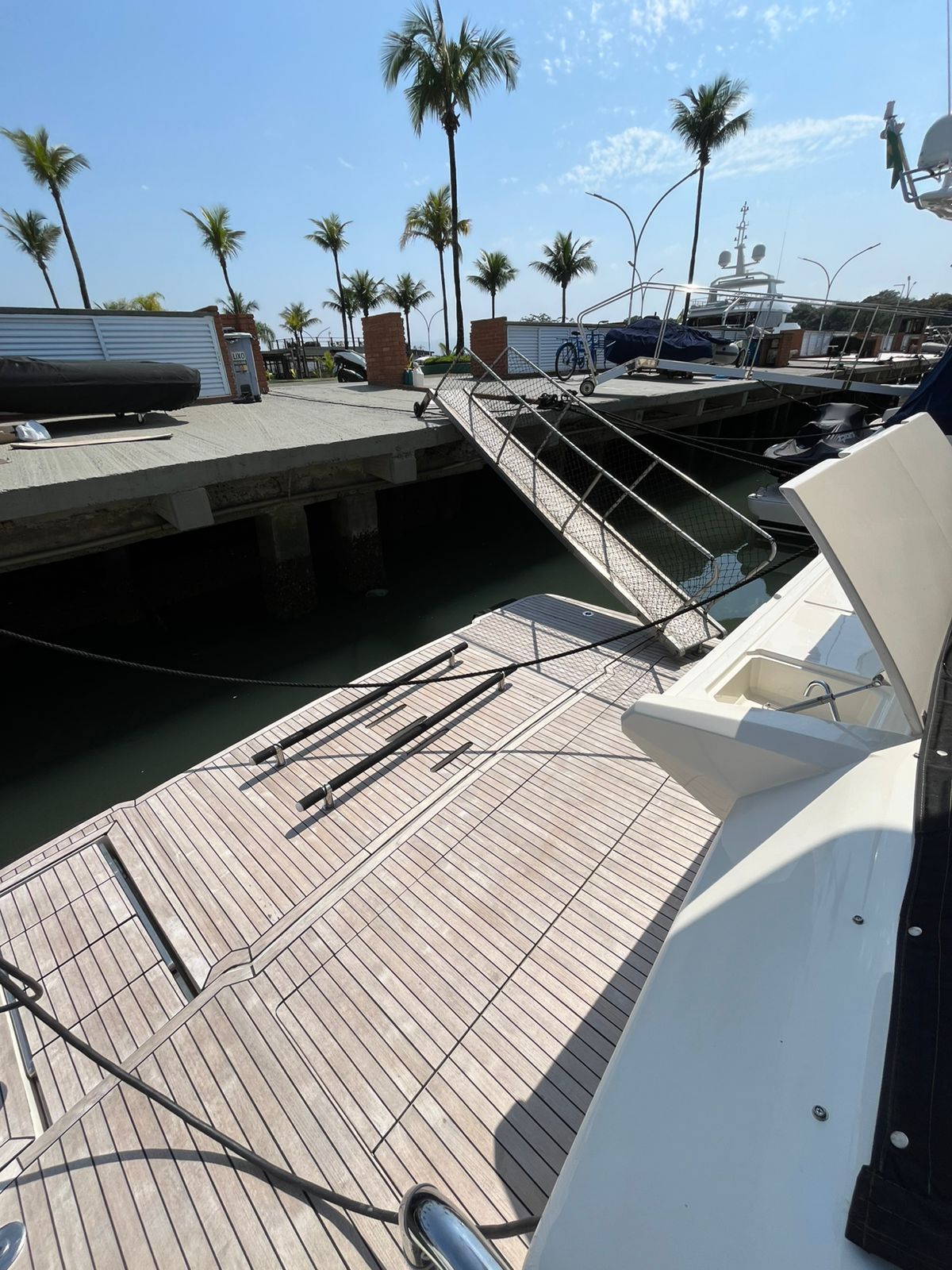 Ferretti 530 2012 www.mareconsult.com.br (12)