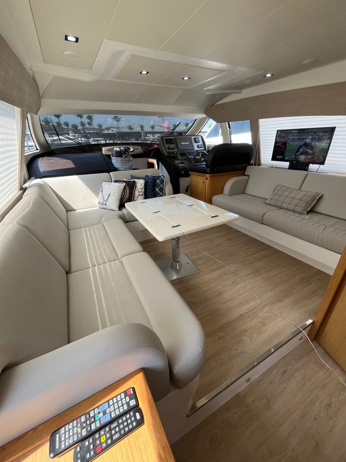 Ferretti 530 2012 www.mareconsult.com.br (22)