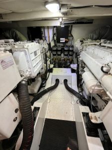 Ferretti 530 2012 www.mareconsult.com.br (33)