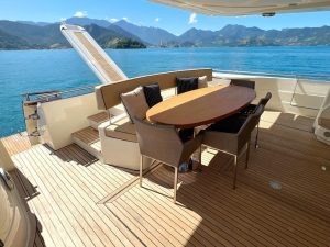 Ferretti 78 2008 www.mareconsult.com (10)