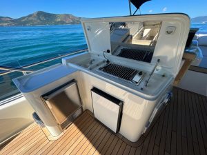 Ferretti 78 2008 www.mareconsult.com (8)