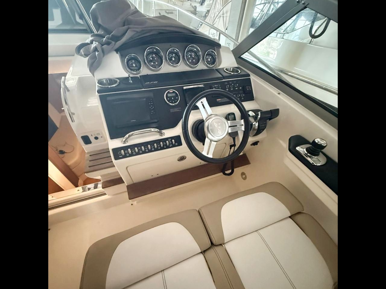 Sea Ry Sundancer 375 2017 www.mareconsult.com.br (5)
