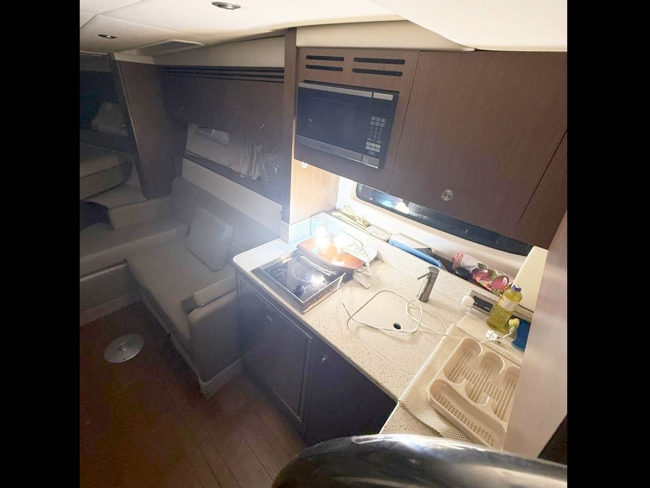 Sea Ry Sundancer 375 2017 www.mareconsult.com.br (6)
