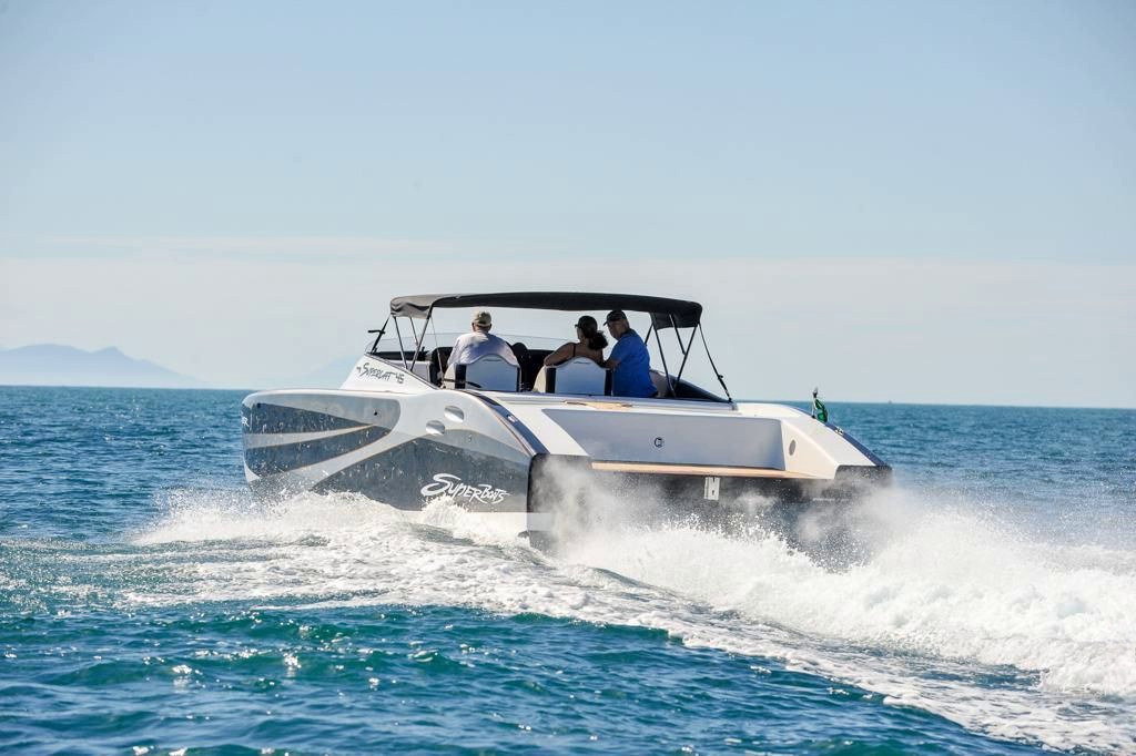 Superboats Supercat 45 2023 www.mareconsult.com.br (5)
