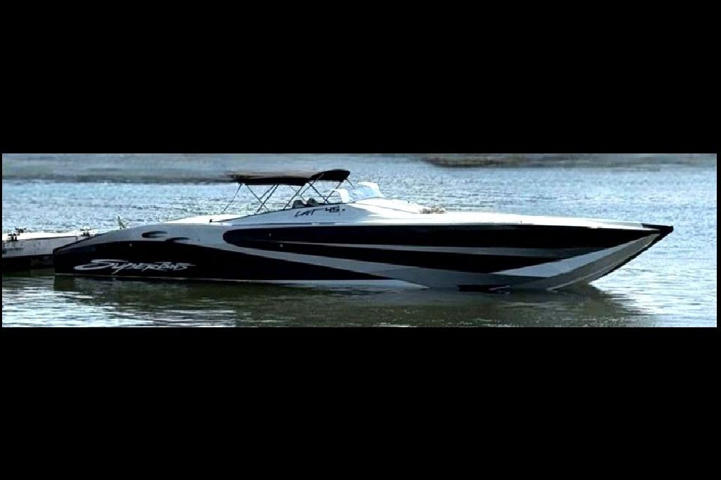Superboats Supercat 45 2023 www.mareconsult.com.br (8)