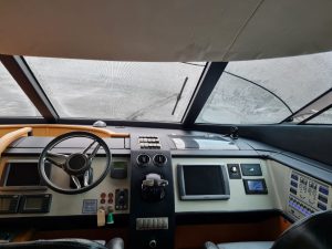 Fairline Squadron 78 2013 www.mareconsult.com.br (16)