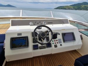 Fairline Squadron 78 2013 www.mareconsult.com.br (4)
