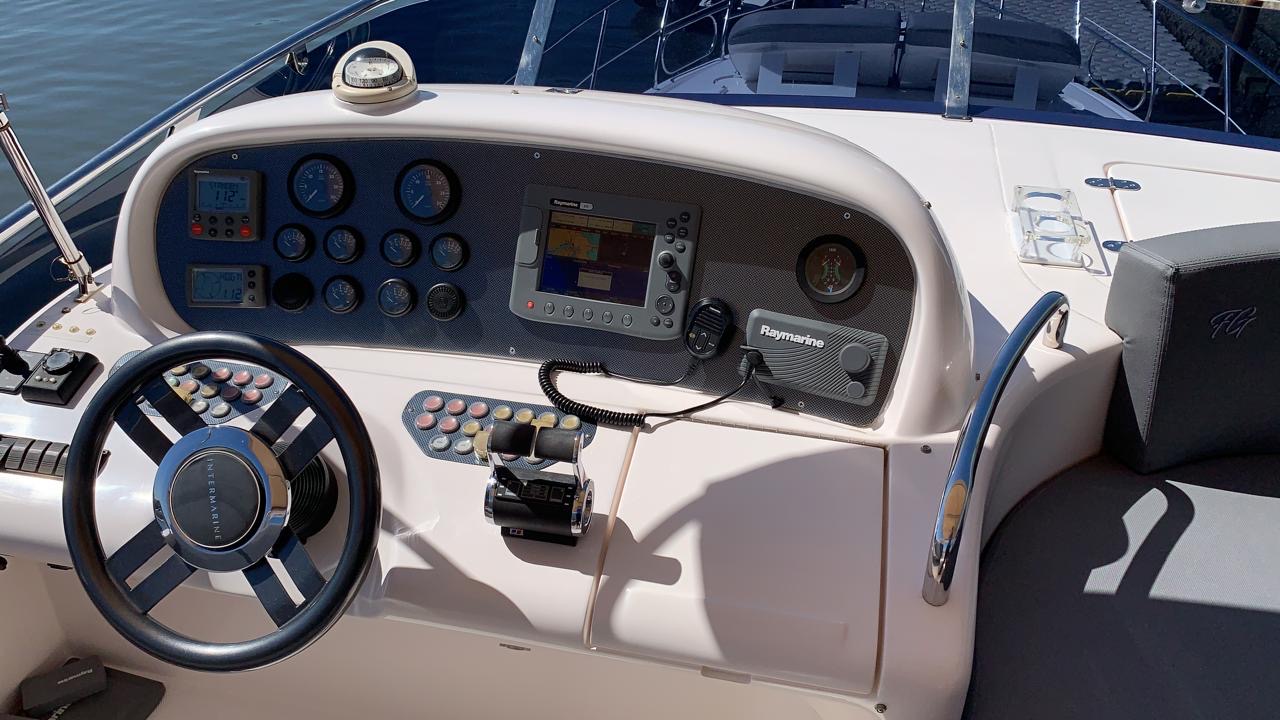 Intermarine 680 Full 2010 www.mareconsult.com.br (16)