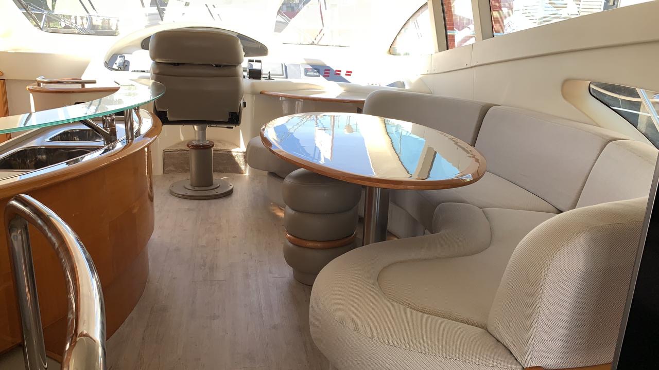Intermarine 680 Full 2010 www.mareconsult.com.br (34)
